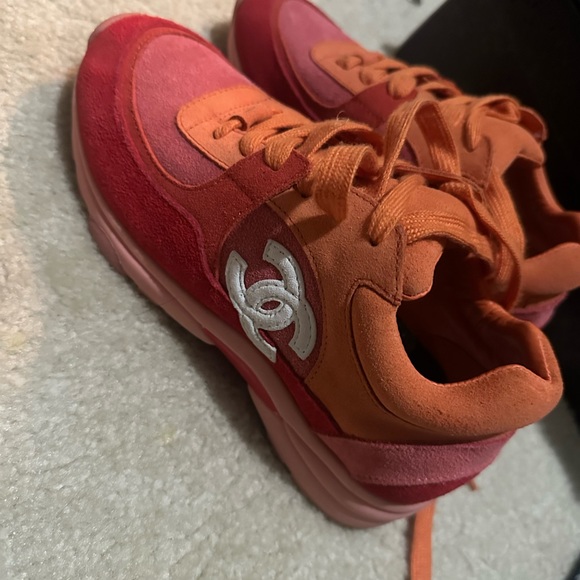 COPY - Used in EXCELLENT condition Chanel sneakers size 36 - Picture 5 of 6